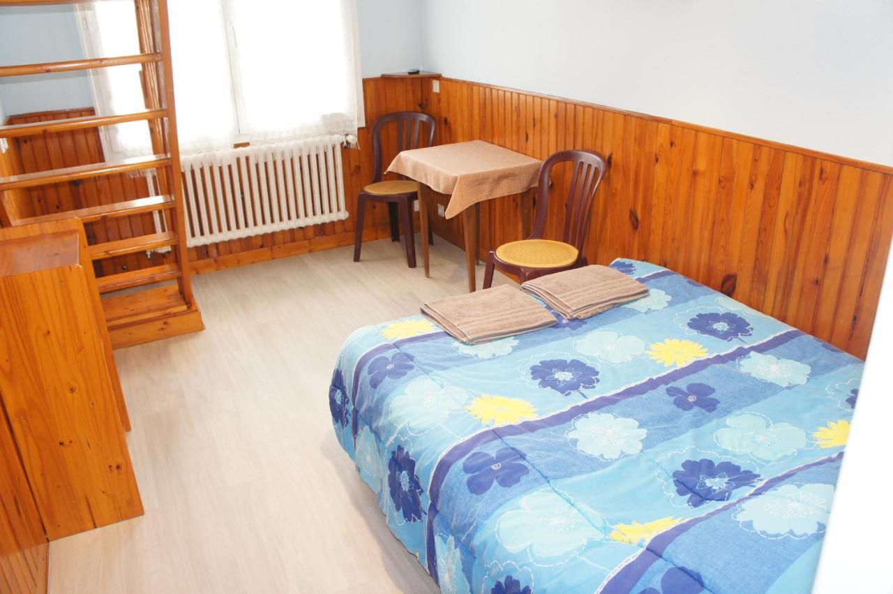 Hotel De La Place Germigny-des-Prés Εξωτερικό φωτογραφία