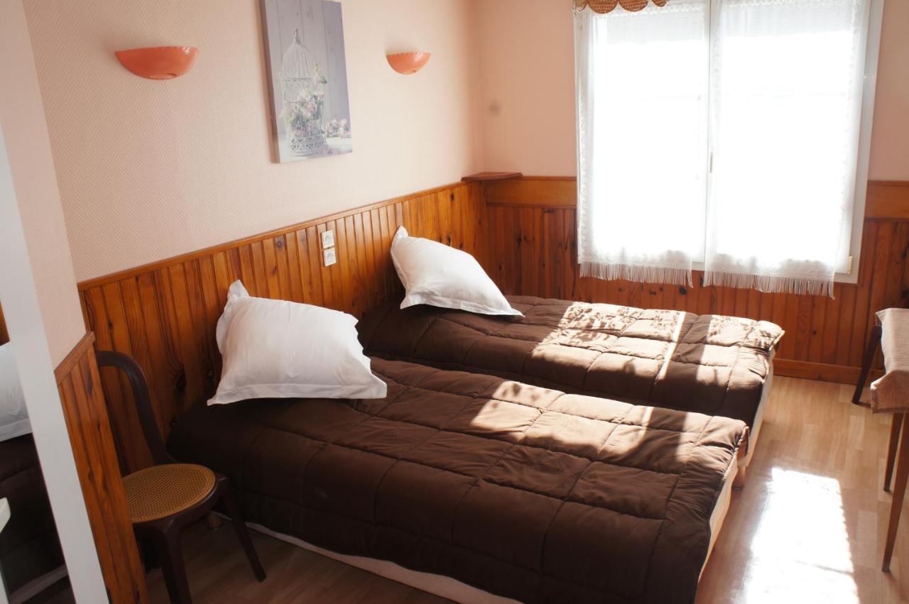 Hotel De La Place Germigny-des-Prés Εξωτερικό φωτογραφία