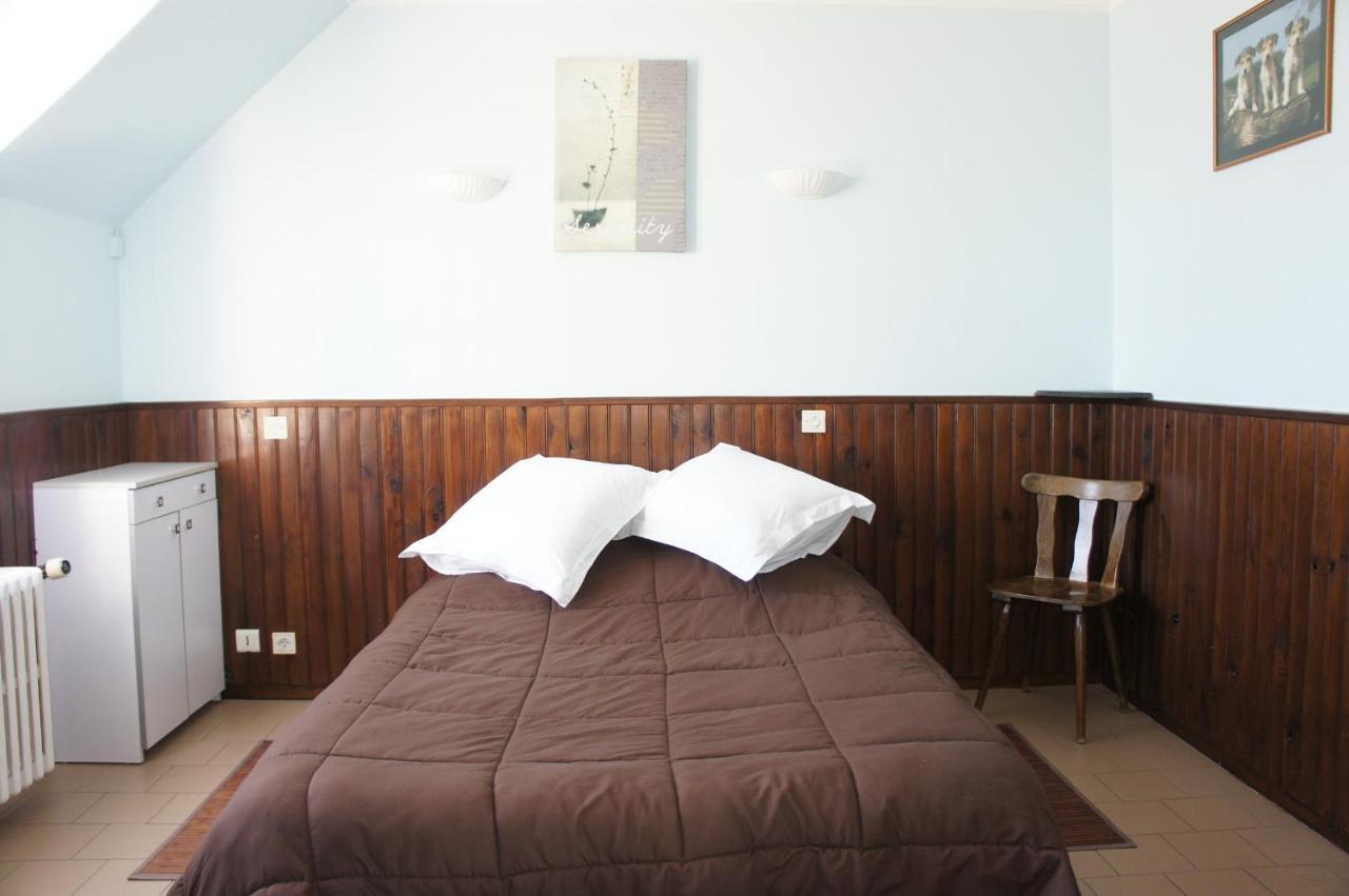 Hotel De La Place Germigny-des-Prés Εξωτερικό φωτογραφία